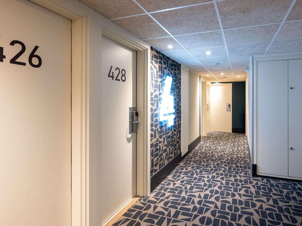 Ibis Budget Lyon Centre Confluence Екстериор снимка