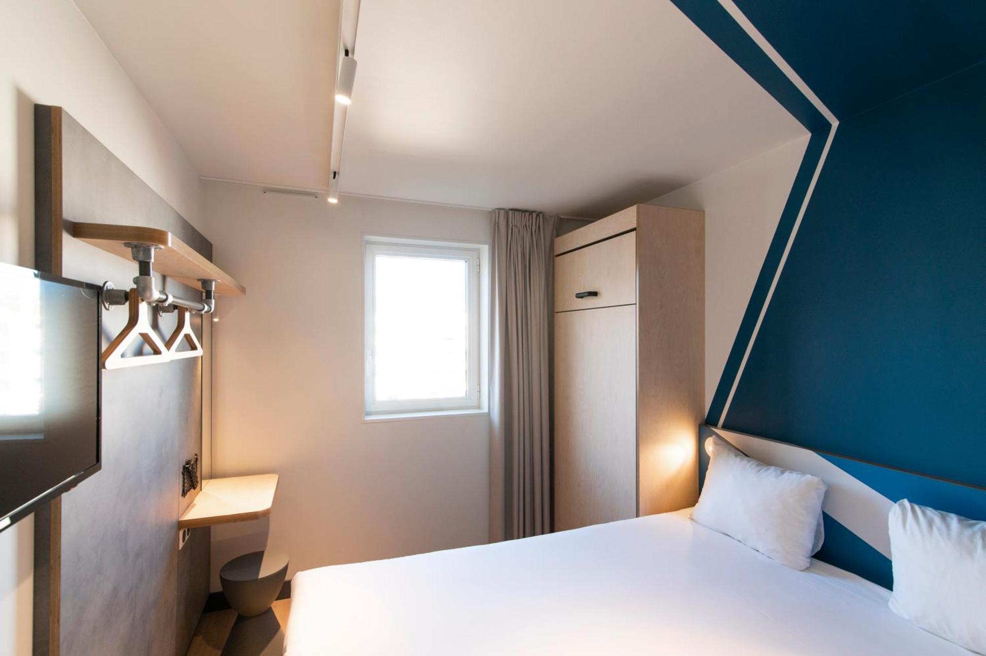 Ibis Budget Lyon Centre Confluence Екстериор снимка