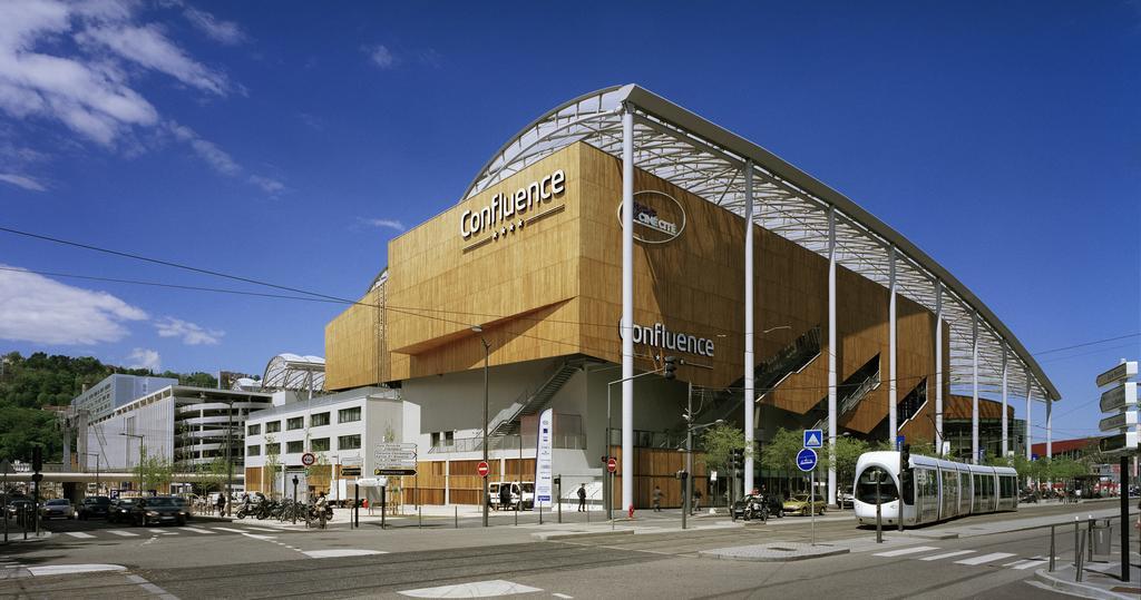 Ibis Budget Lyon Centre Confluence Екстериор снимка