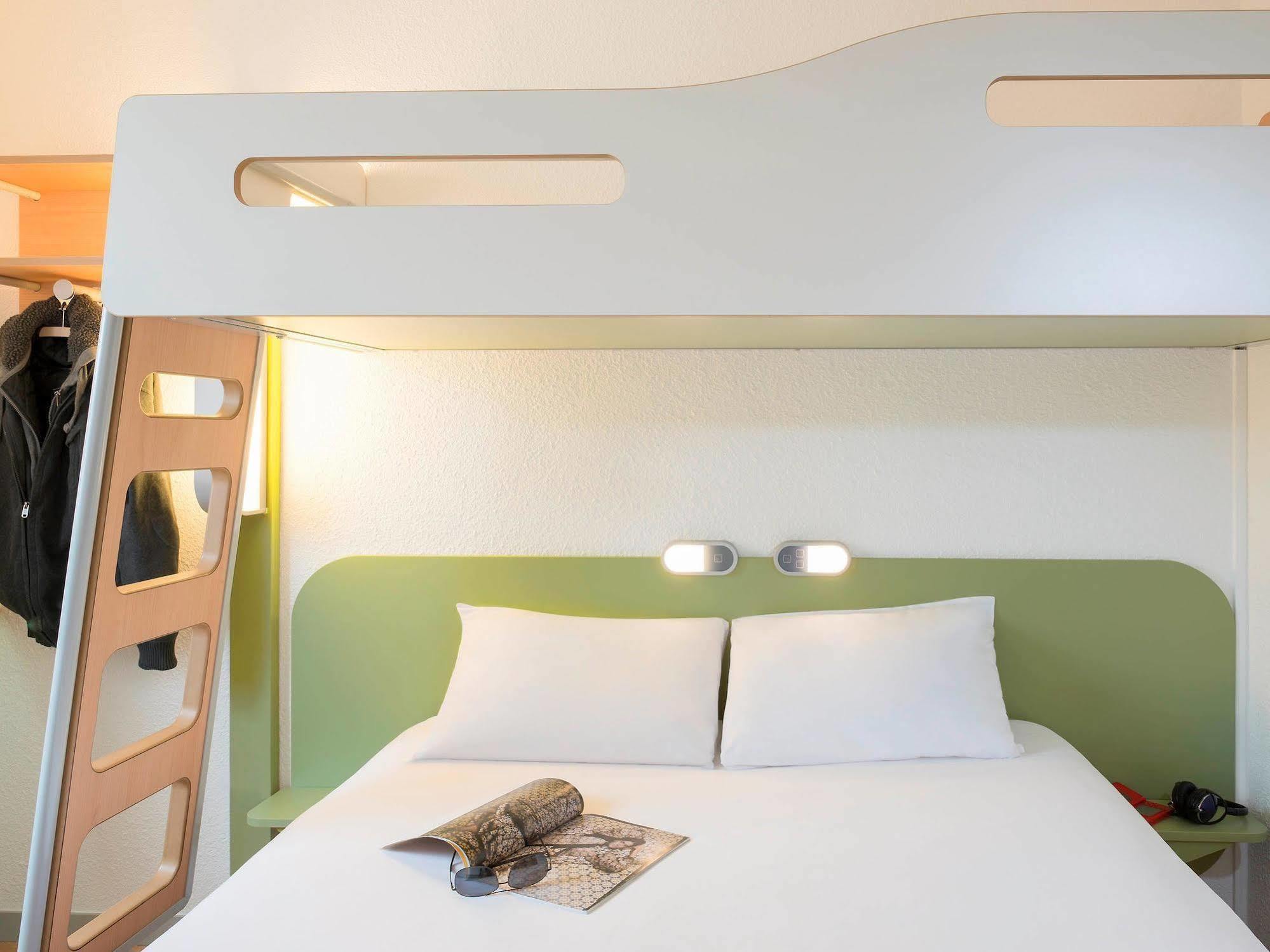 Ibis Budget Lyon Centre Confluence Екстериор снимка
